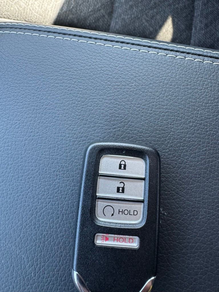 Used 2025 Honda Ridgeline Sport image 18