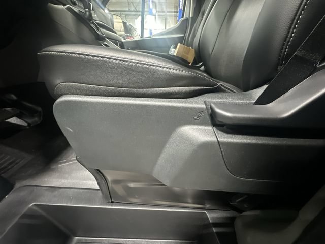 New 2026 Ford Transit 250 148 Medium Roof w/ Load Area Protection Package RWD image 18