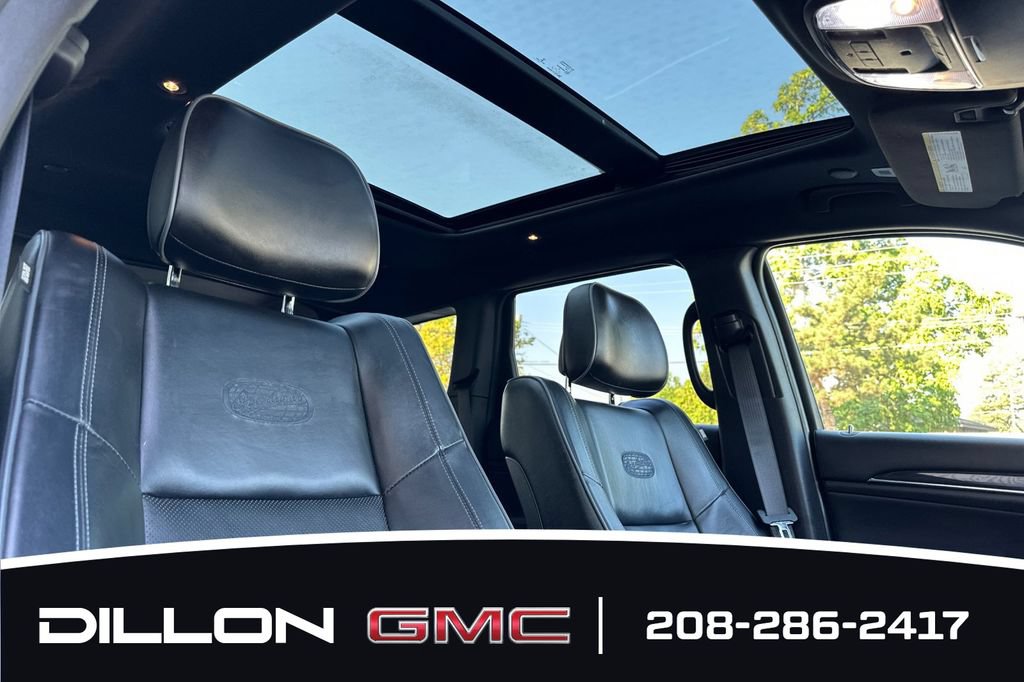 Used 2020 Jeep Grand Cherokee Overland AWD/4WD image 17