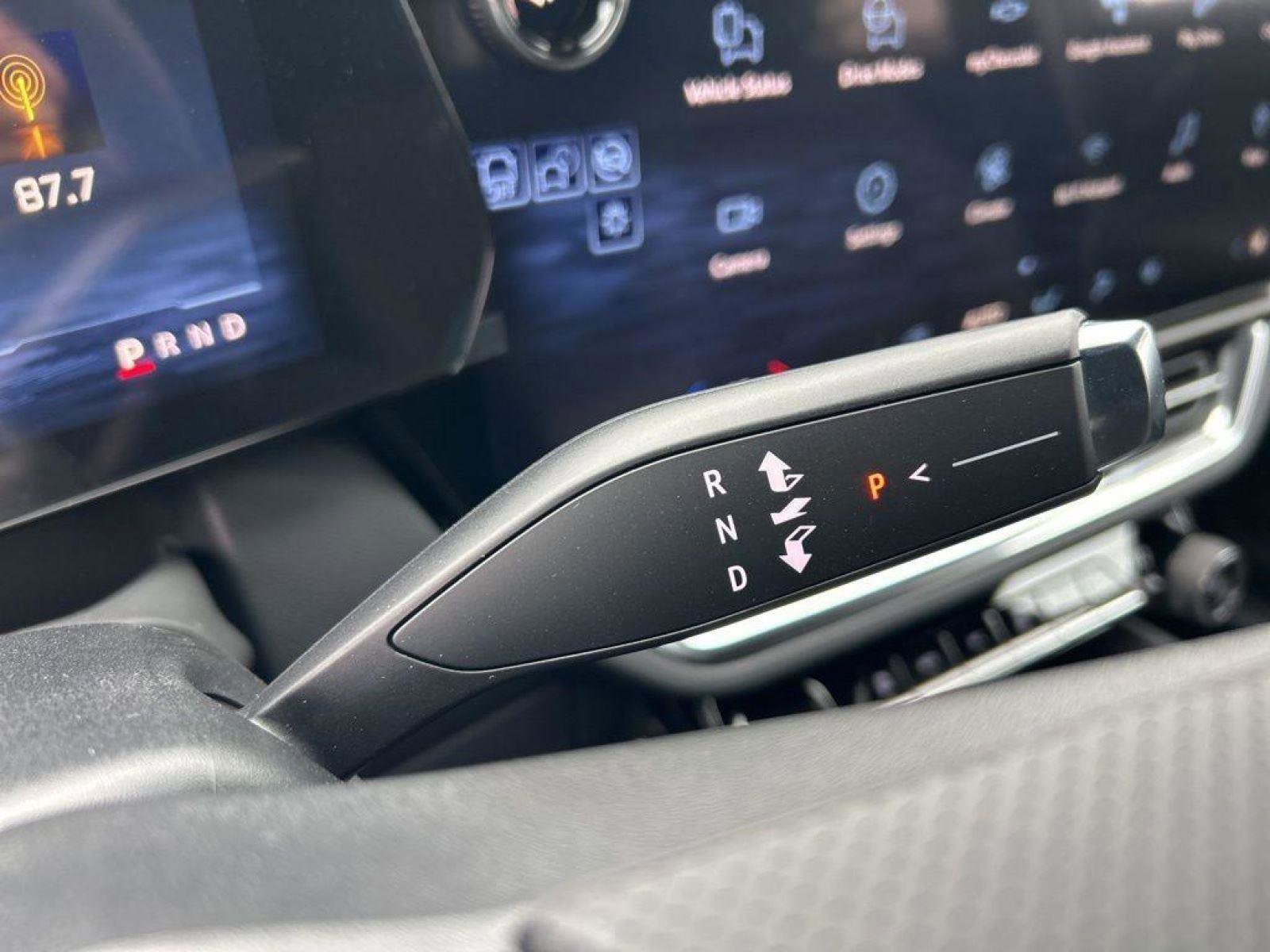 New 2026 Chevrolet Equinox EV LT FWD image 19