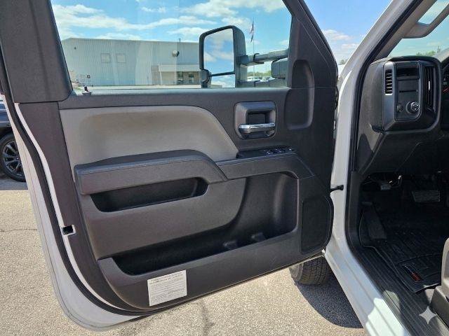 Used 2018 Chevrolet Silverado 3500 W/T w/ WT Convenience Package RWD image 20