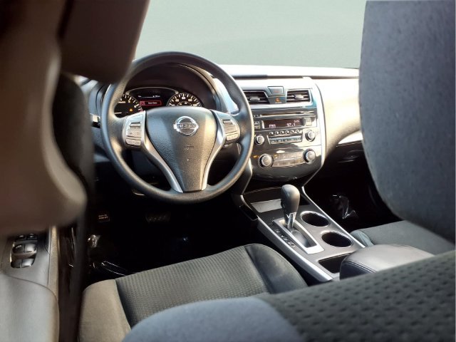 Used 2015 Nissan Altima 2.5 S w/ Power Driver Seat Package FWD image 5