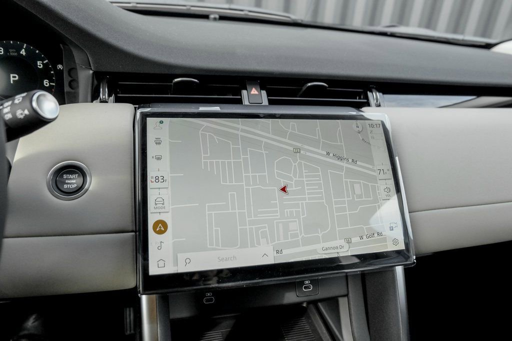 Used 2025 Land Rover Discovery Sport S image 13