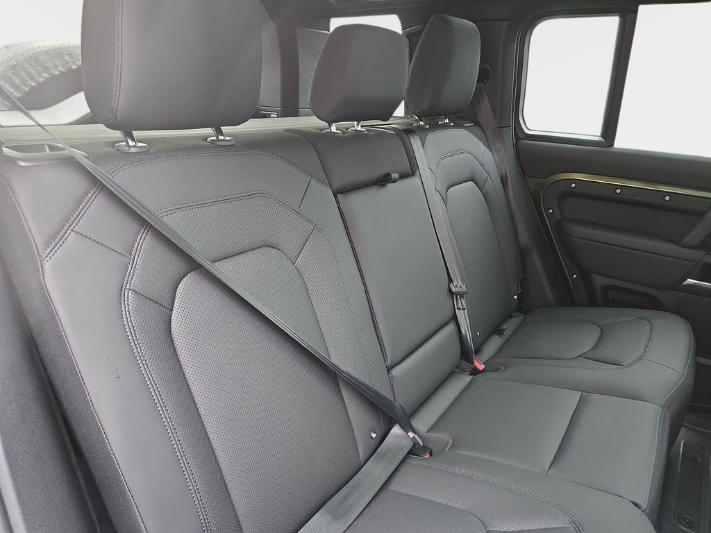 New 2026 Land Rover Defender 110 S image 12