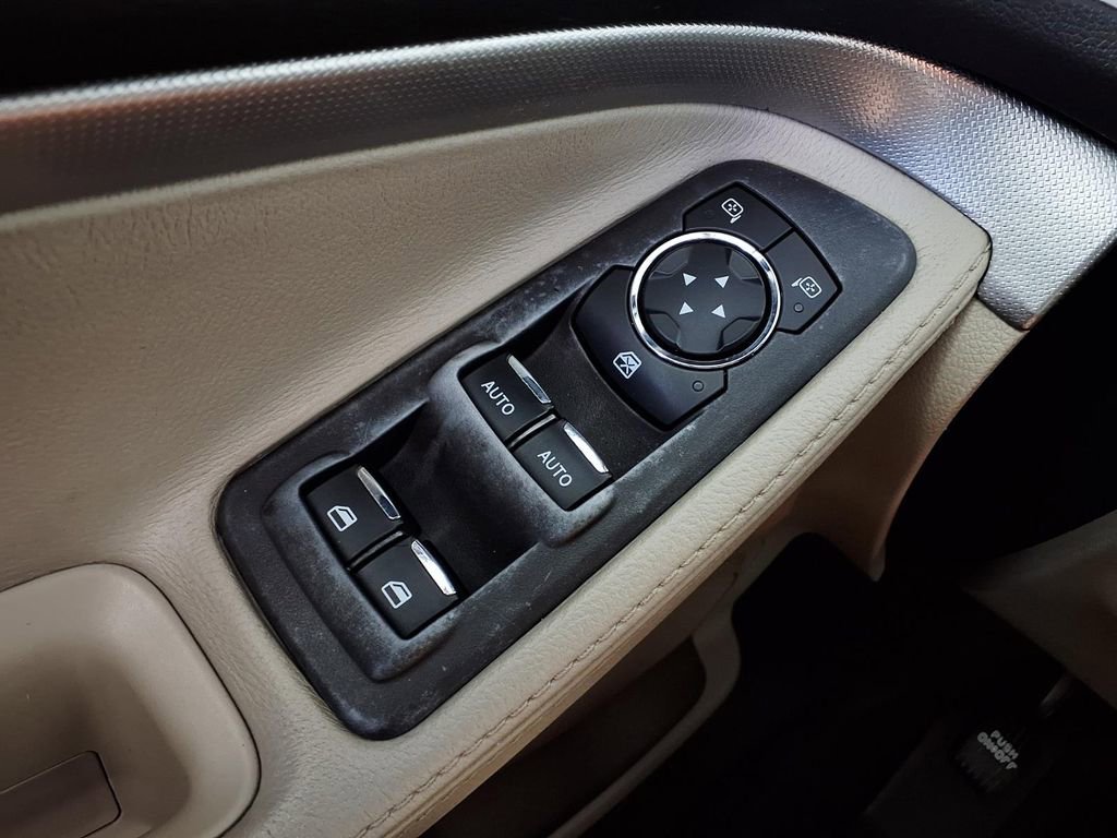 Used 2012 Ford Explorer XLT FWD image 25