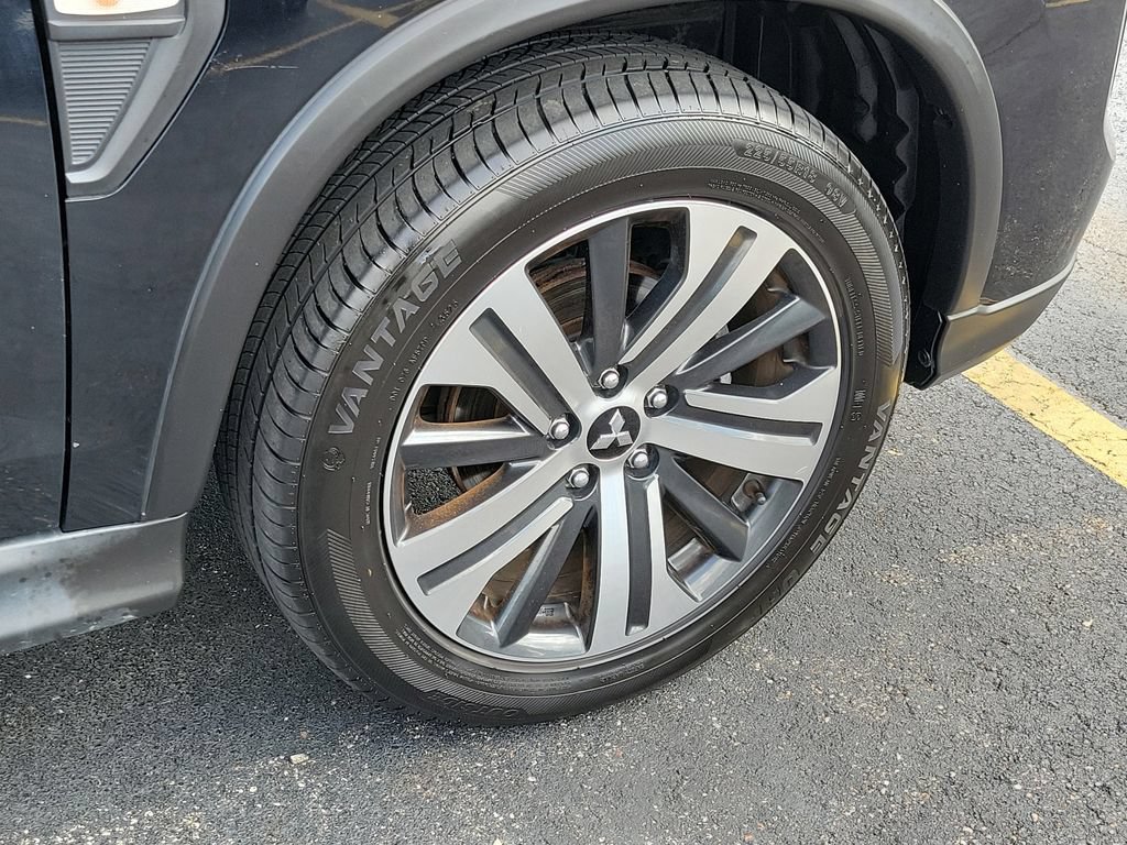 Used 2020 Mitsubishi Outlander Sport ES FWD image 6