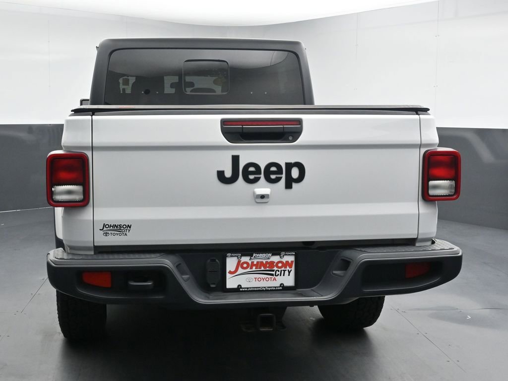 Used 2023 Jeep Gladiator Sport AWD/4WD image 7