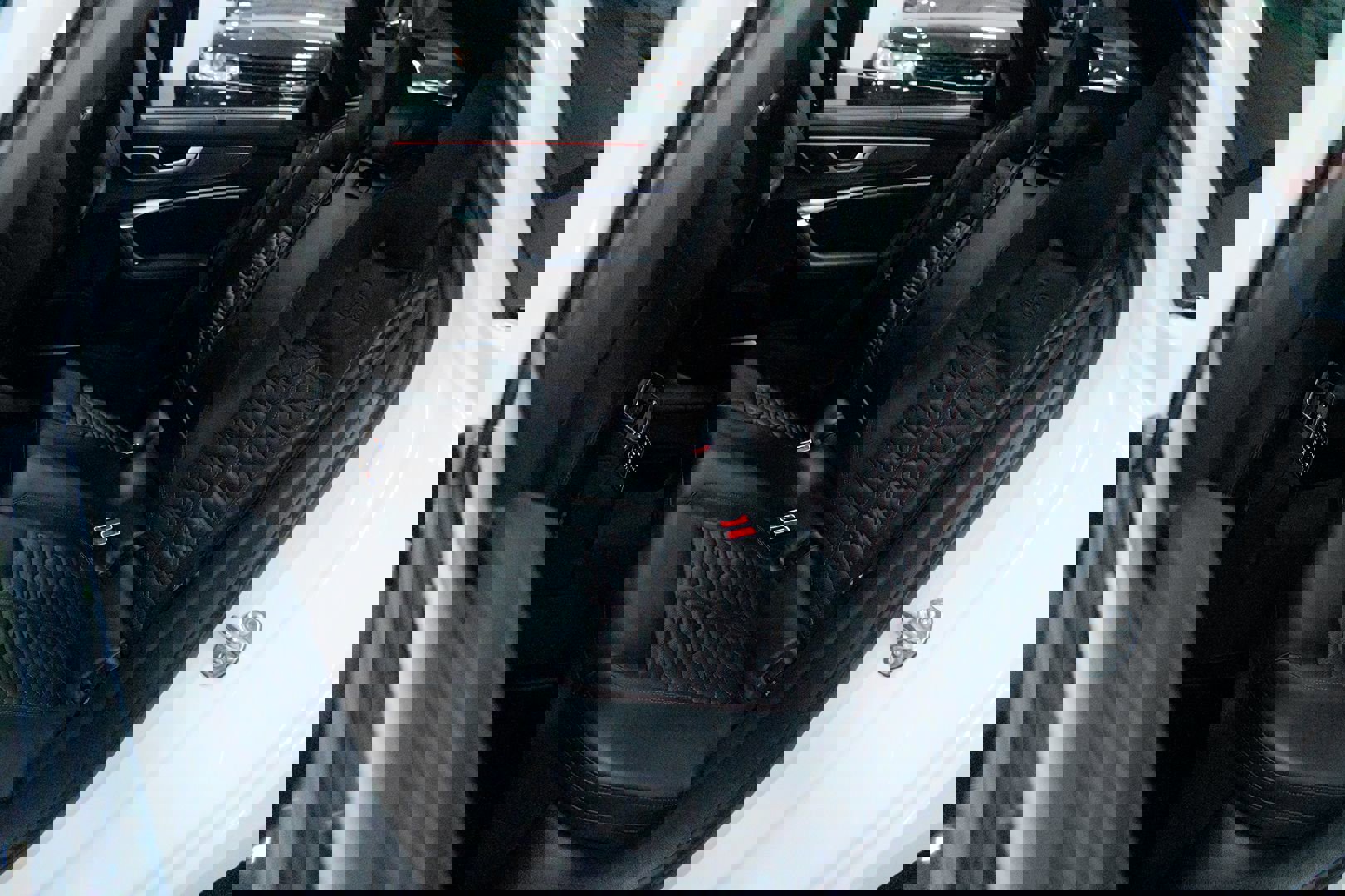 Used 2021 Audi RS 6 w/ Executive Package image 29