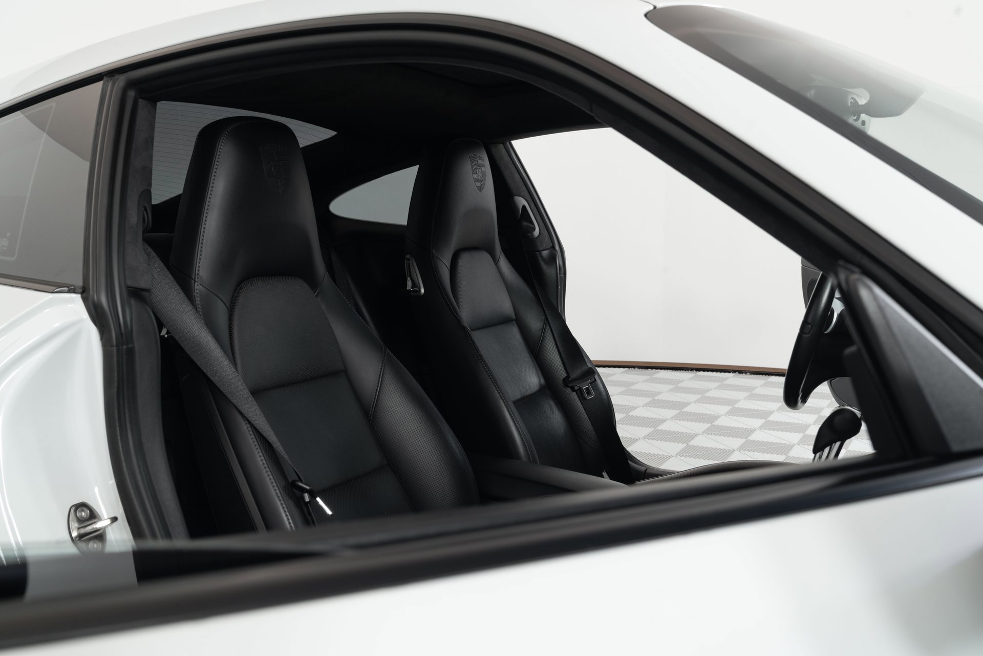 Used 2015 Porsche 911 Carrera GTS w/ Bose Audio Package image 17