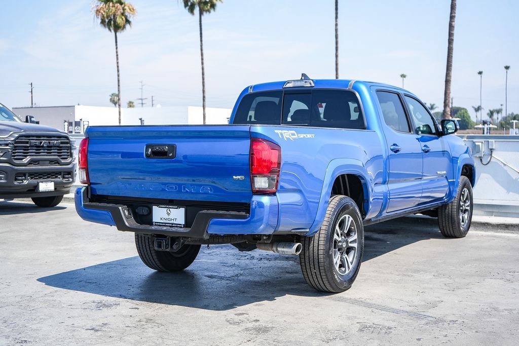 Used 2018 Toyota Tacoma TRD Sport RWD image 9