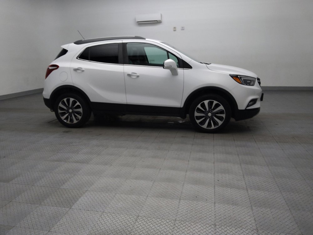 Used 2020 Buick Encore Essence AWD/4WD image 11