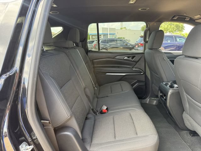 Used 2024 Chevrolet Traverse LS FWD image 31