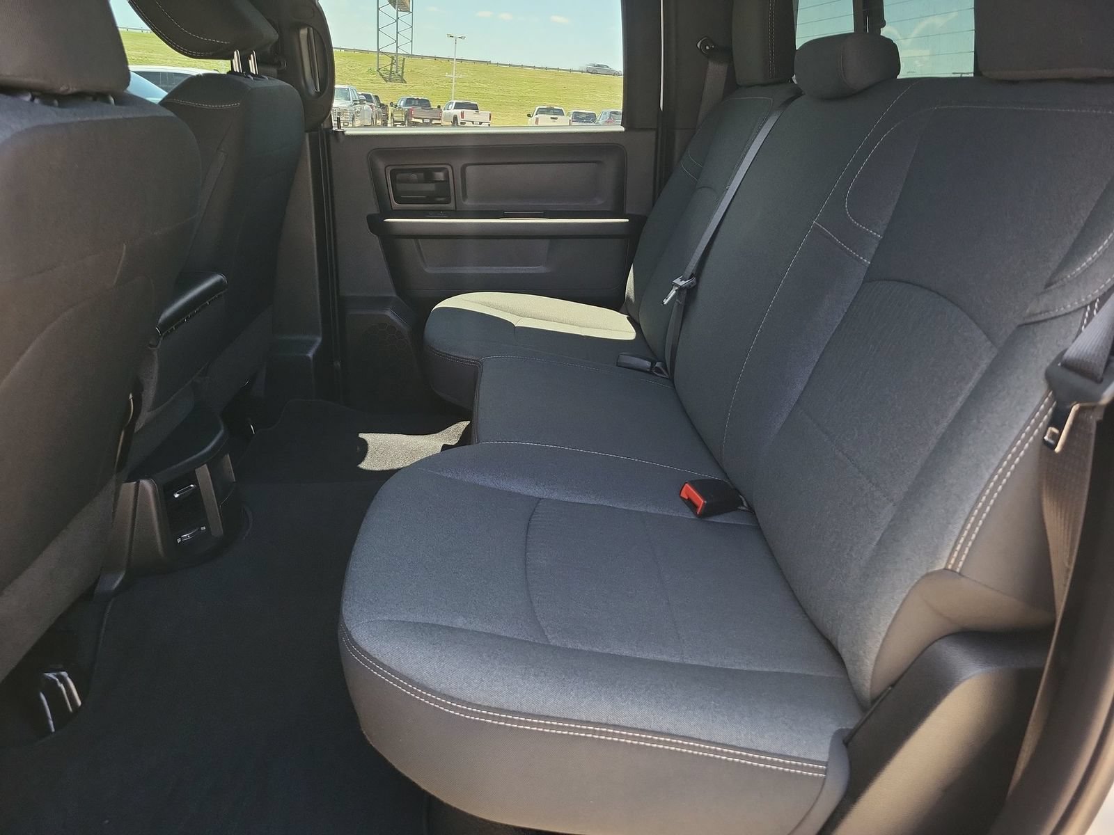Used 2024 RAM 3500 Tradesman w/ Chrome Appearance Group AWD/4WD image 23
