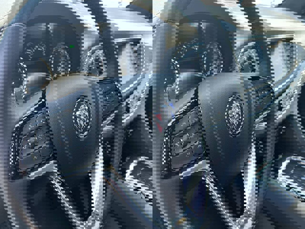 Certified 2023 Buick Enclave Essence w/ Experience Buick Package image 14