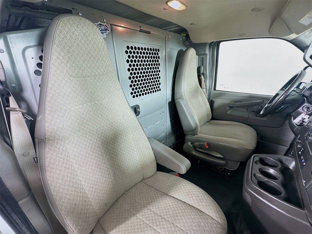 Used 2021 Chevrolet Express 2500 Work Van w/ Driver Convenience Package image 12