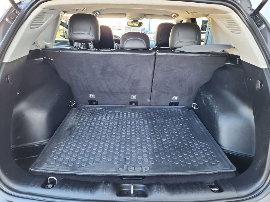 Used 2019 Jeep Compass Altitude image 40