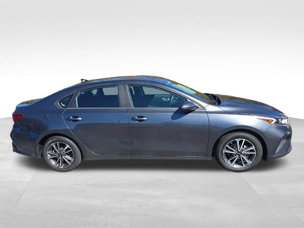 Used 2024 Kia Forte LXS FWD image 6