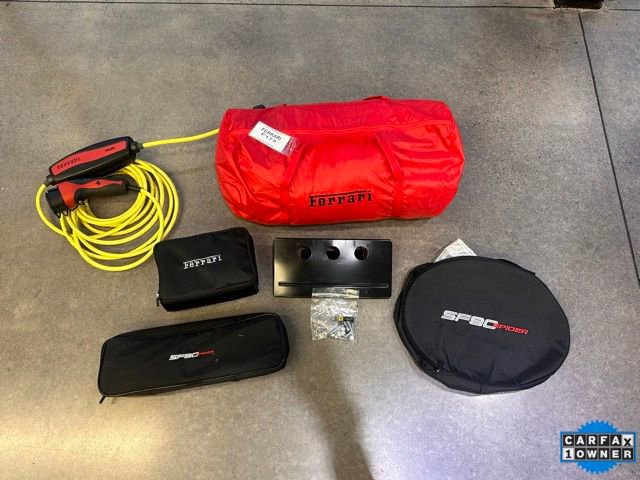 Used 2023 Ferrari SF90 Spider image 39