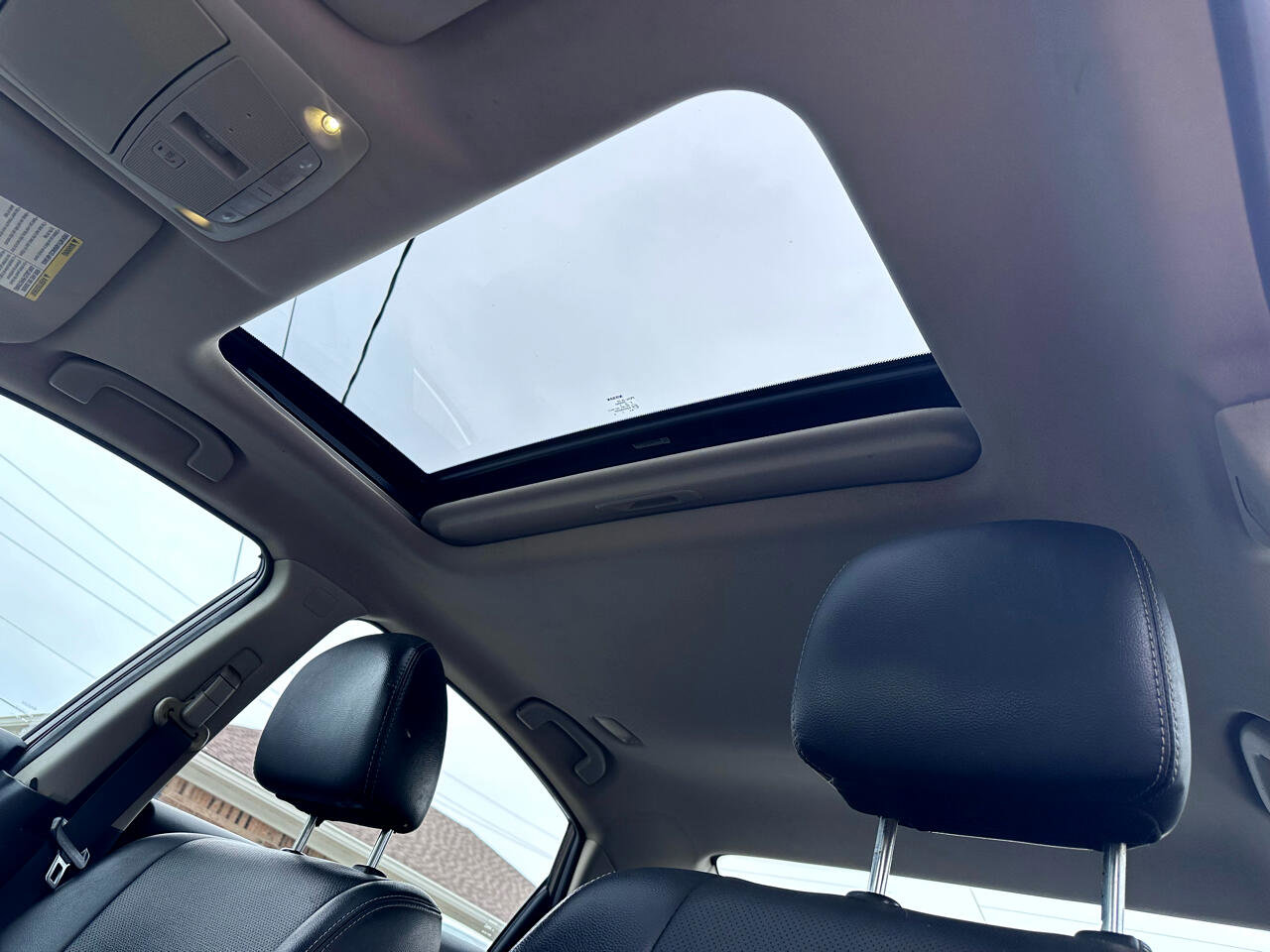 Used 2017 Nissan Altima 3.5 SL w/ 3.5SL Technology Package image 36