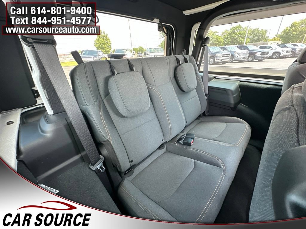 Used 2024 Jeep Wrangler Sport AWD/4WD image 21