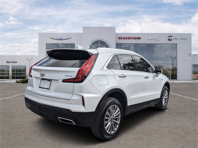 Used 2025 Cadillac XT4 Premium Luxury w/ Technology Package image 3