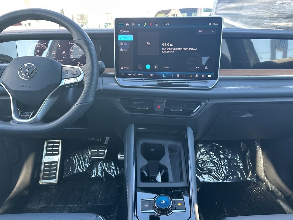 New 2026 Volkswagen Tiguan SEL R-Line image 15