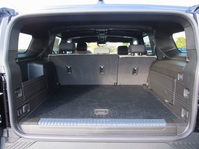 New 2026 GMC Hummer EV SUV image 32