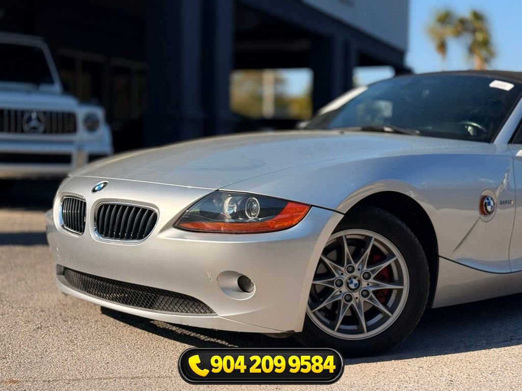 Used 2003 BMW Z4 2.5i RWD image 2