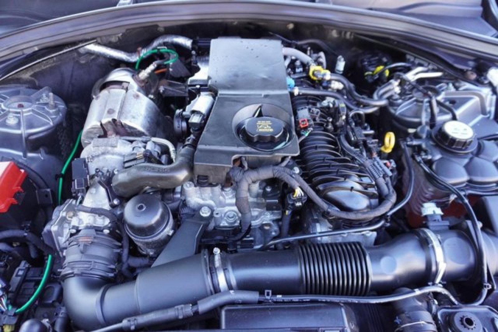 Used 2018 Jaguar F-PACE Prestige image 9