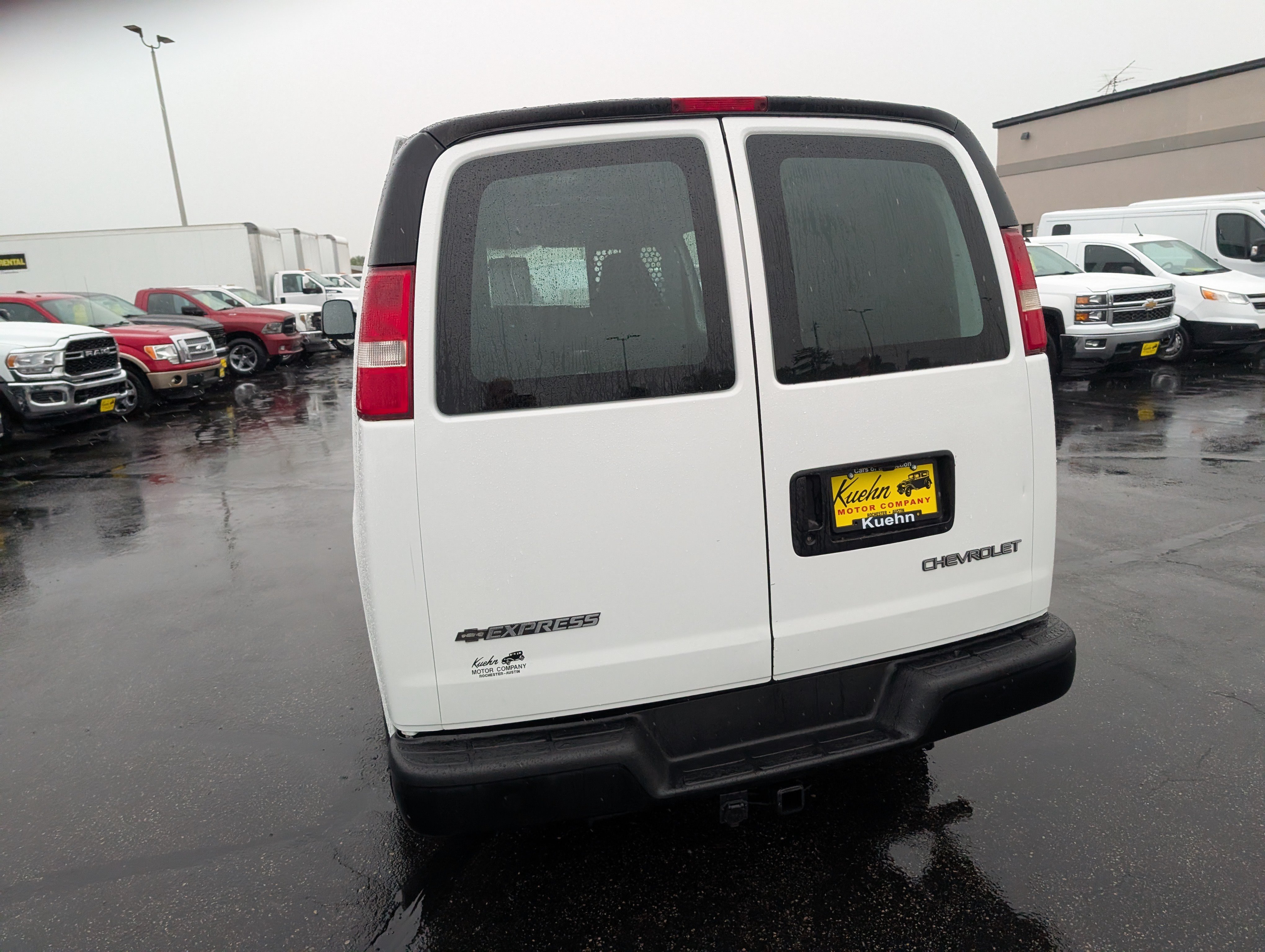 Used 2004 Chevrolet Express 2500 RWD image 7