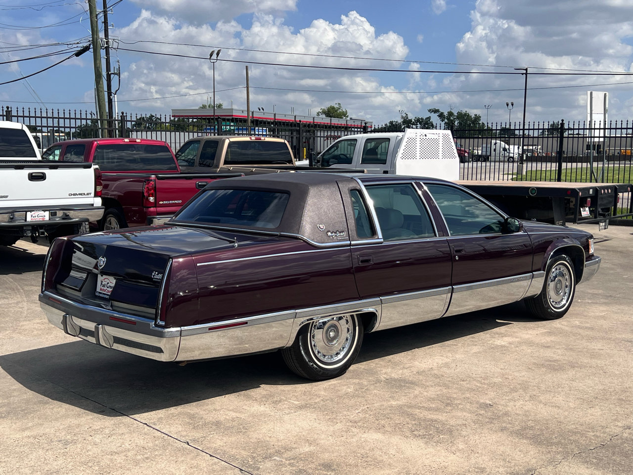 Used 1996 Cadillac Fleetwood Brougham image 7