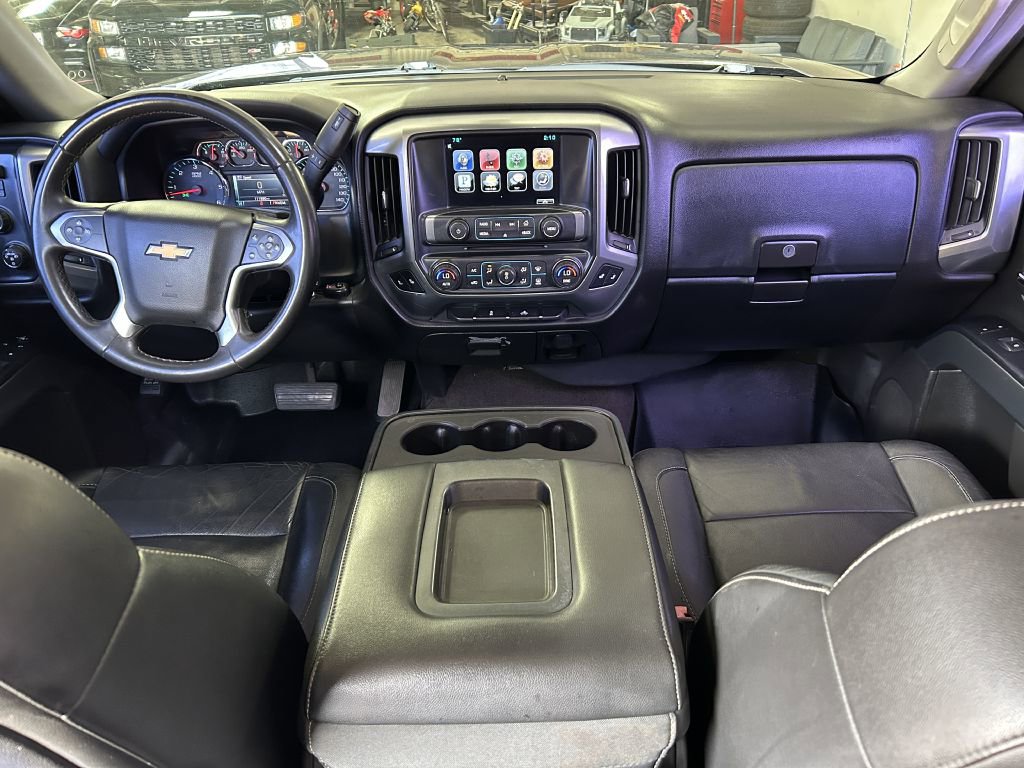Used 2015 Chevrolet Silverado 1500 LT w/ LT Convenience Package AWD/4WD image 9