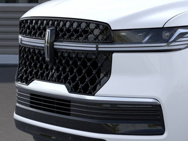 New 2026 Lincoln Navigator L Reserve w/ Jet Appearance Package image 17