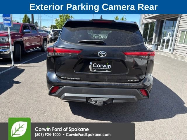 Used 2023 Toyota Highlander XLE AWD/4WD image 8