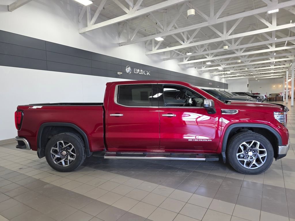 Used 2022 GMC Sierra 1500 SLT w/ SLT Premium Plus Package image 6