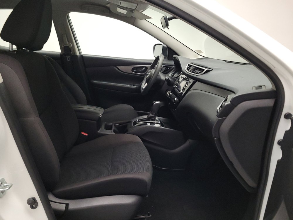 Used 2018 Nissan Rogue Sport S w/ S Appearance Package AWD/4WD image 21