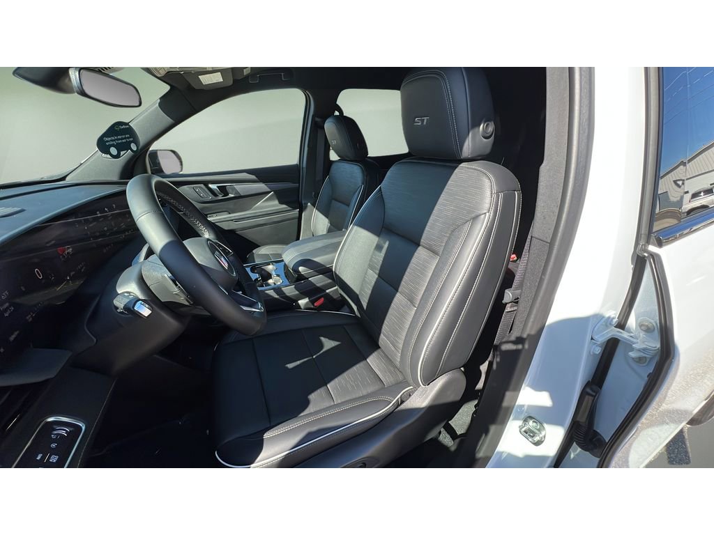 Certified 2025 Buick Enclave Sport Touring AWD/4WD image 24