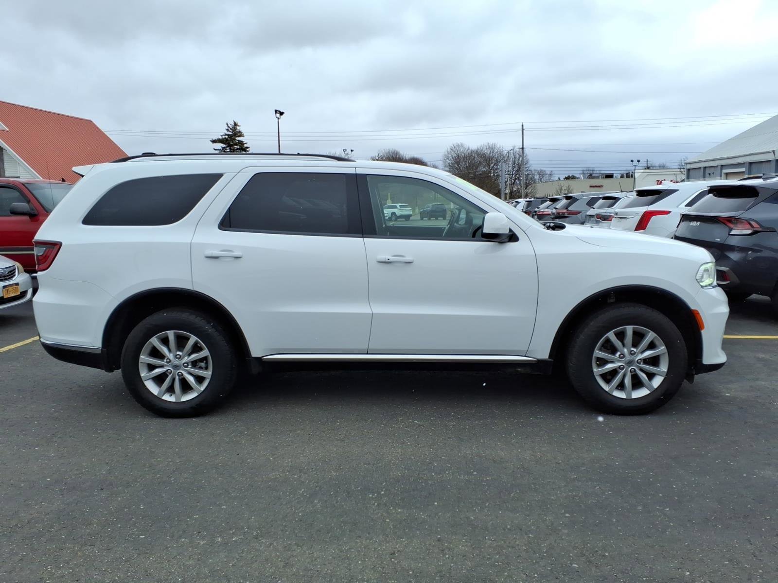 Used 2021 Dodge Durango SXT AWD/4WD image 4