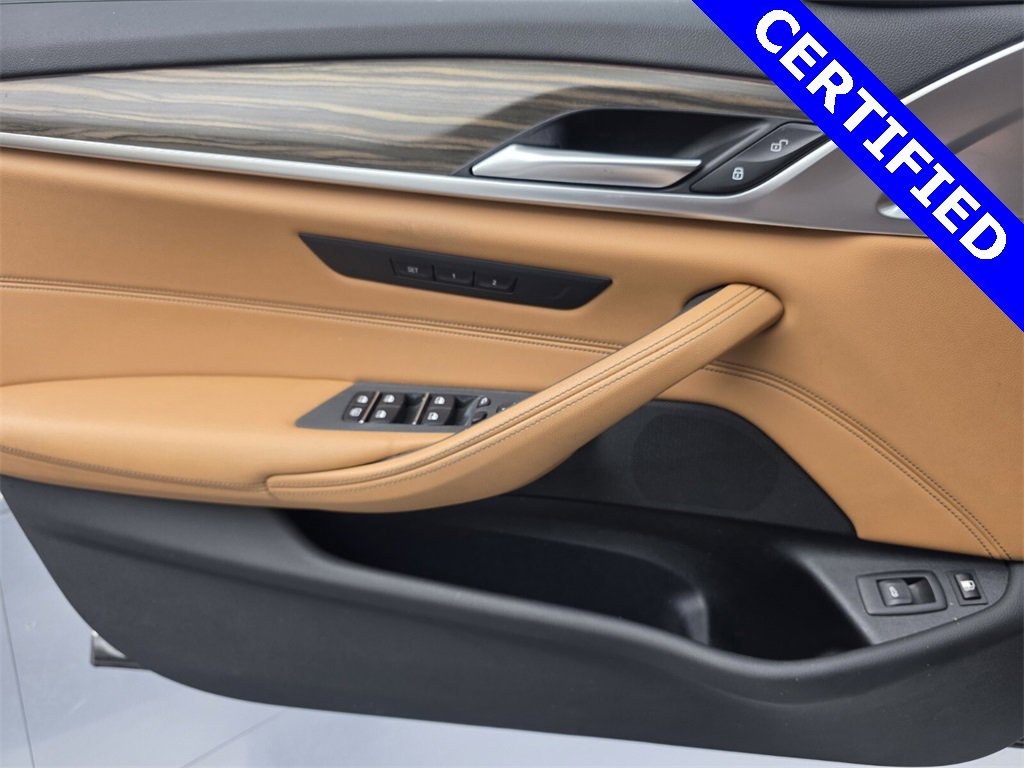 Certified 2023 BMW 530e w/ M Sport Package image 29