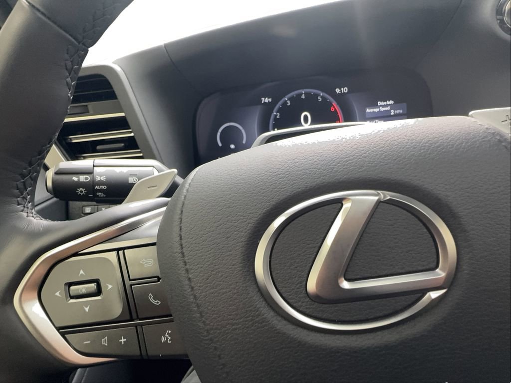 Used 2025 Lexus GX 550 w/ Accessory Package (31) AWD/4WD image 42
