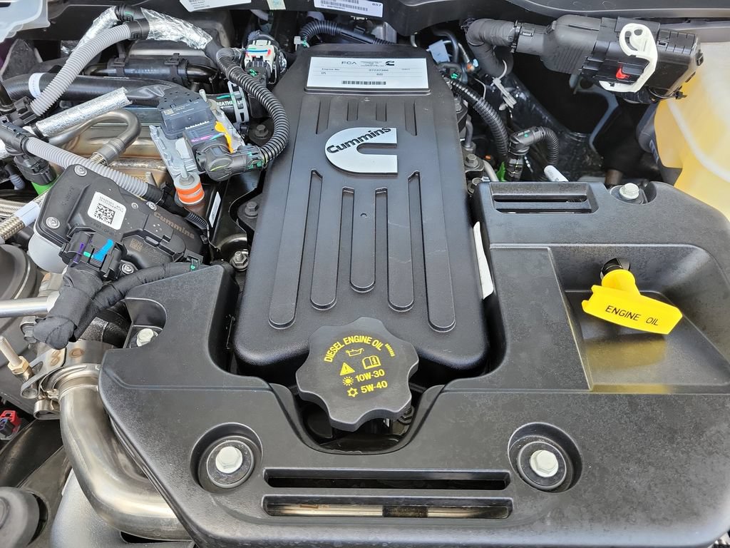 New 2026 RAM 3500 Limited AWD/4WD image 10