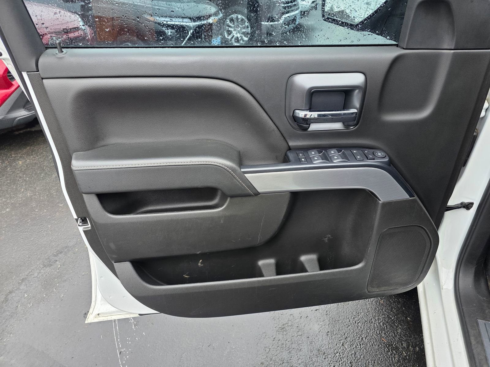 Used 2018 Chevrolet Silverado 1500 LT w/ Texas Edition AWD/4WD image 10