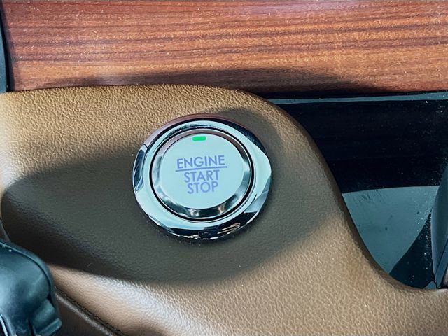 Used 2023 Lincoln Aviator Reserve w/ Equipment Group 201A image 18