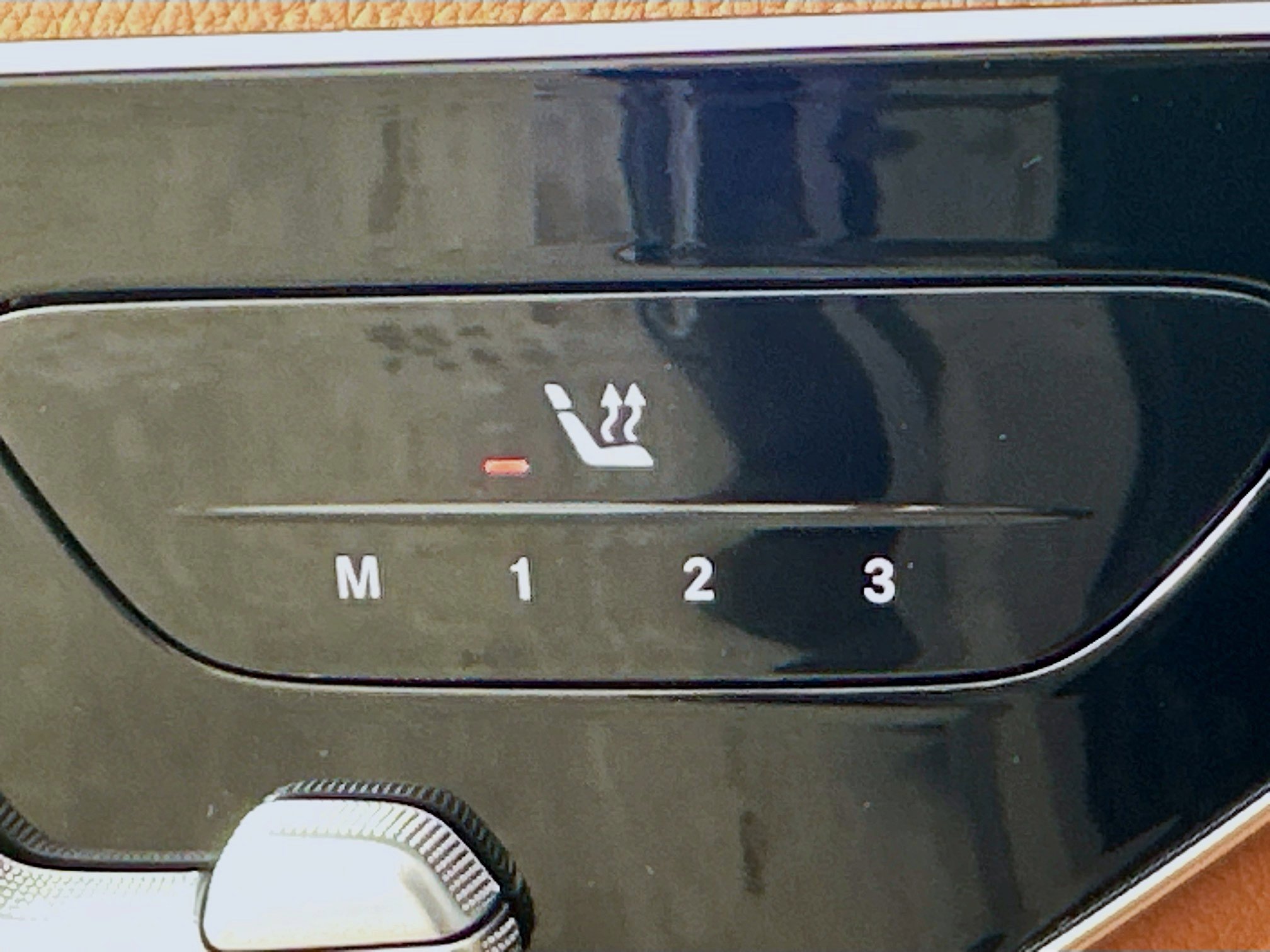 Certified 2025 Mercedes-Benz C 300 4MATIC Sedan image 25