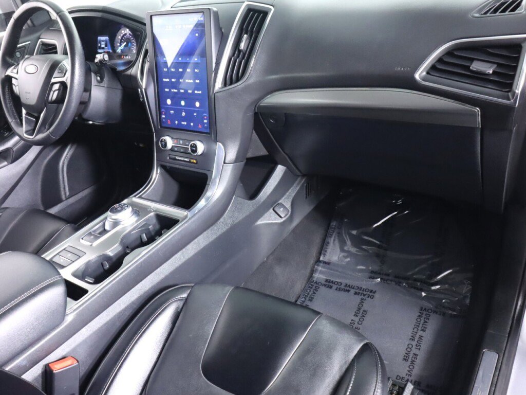 Used 2022 Ford Edge Titanium image 41