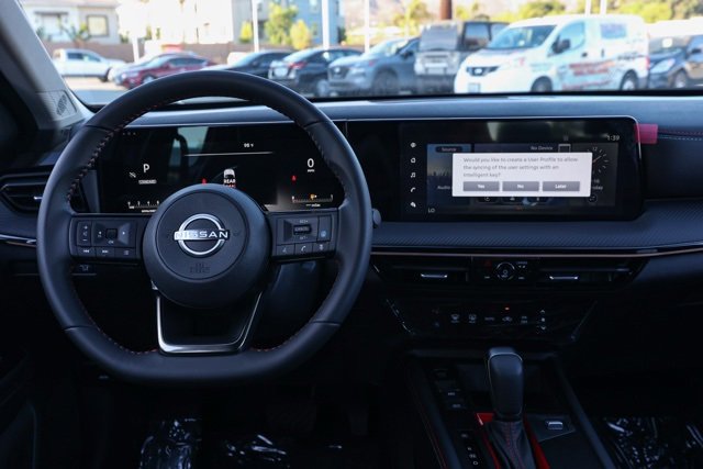 New 2025 Nissan Kicks SR image 22