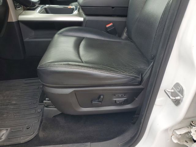 Used 2016 RAM 1500 Laramie w/ Convenience Group AWD/4WD image 24
