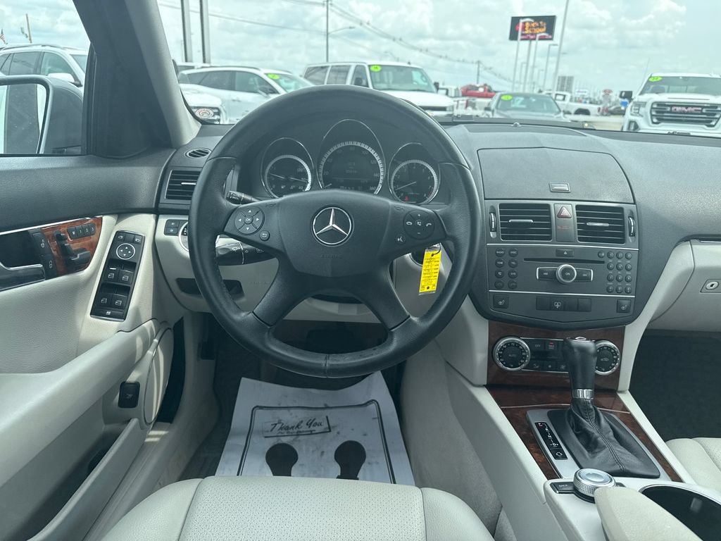Used 2011 Mercedes-Benz C 300 Sedan image 24