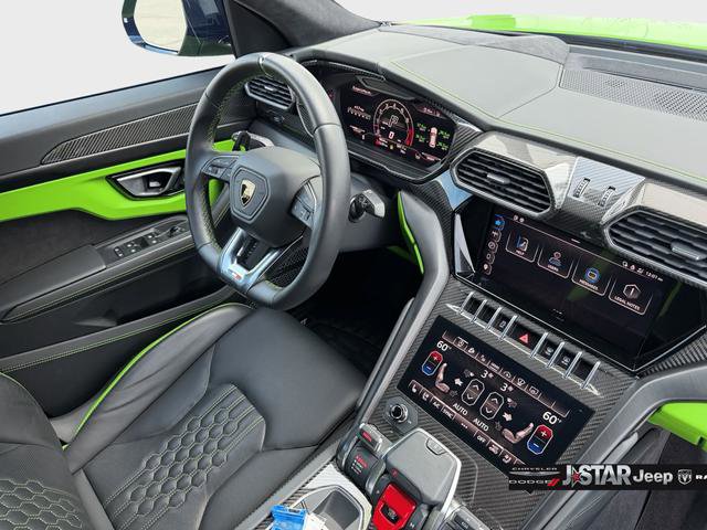 Used 2023 Lamborghini Urus S image 11