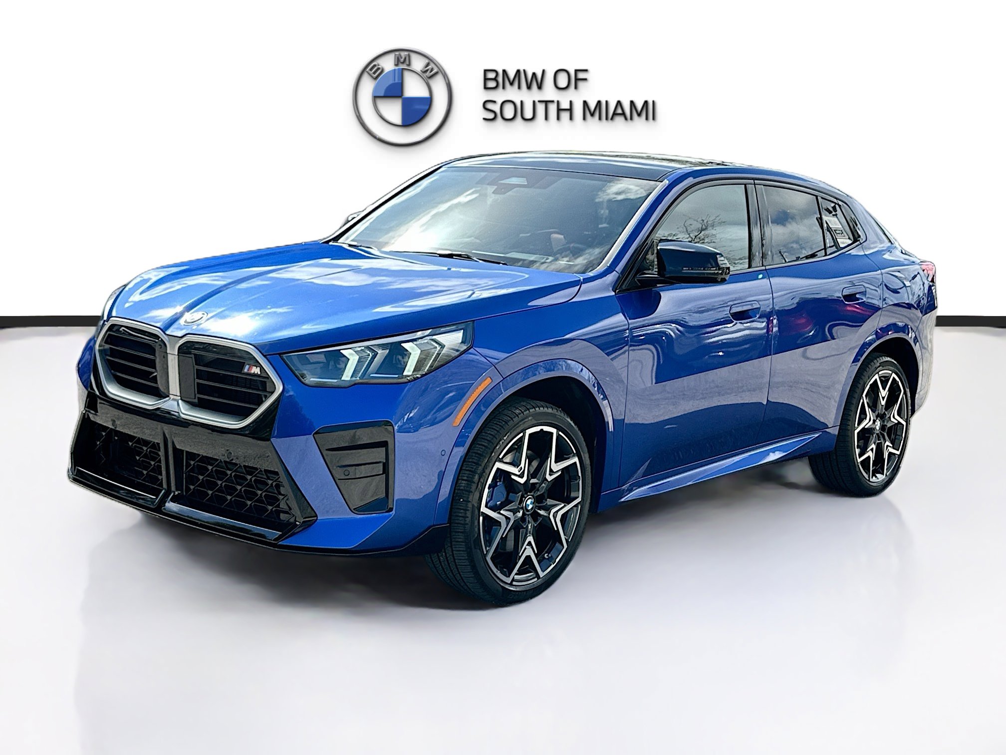 Certified 2025 BMW X2 M35i w/ Premium Package image 3